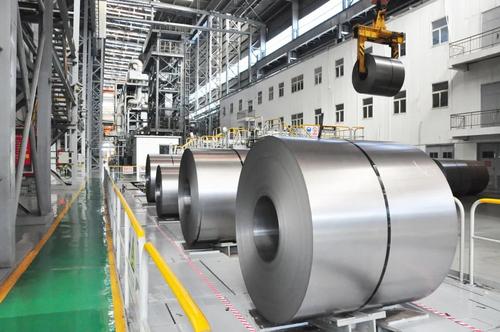 为民族钢铁企业点赞 自主研发填空白，技术先锋站前沿