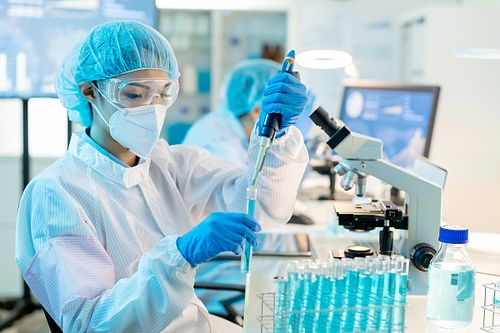 生物化工产品技术研发 高居榜首，超40%人才选择的新兴热点行业